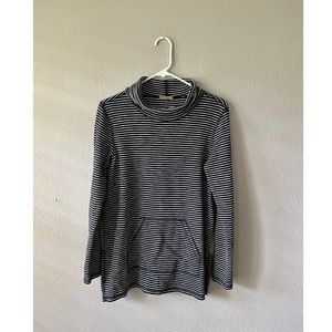 Lilla P sweatshirt. Medium